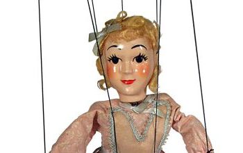 Marionette einer Frau