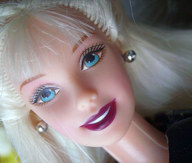 Barbie Cinnamon: Portrait der Hexe